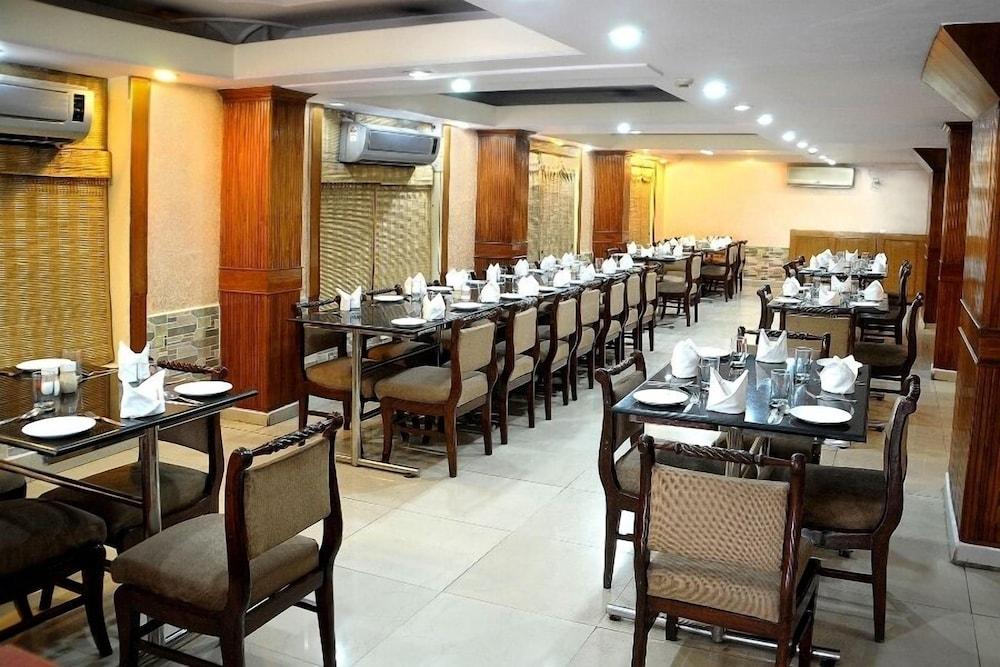 Hotel Ganga Ratan Agra  Exterior photo