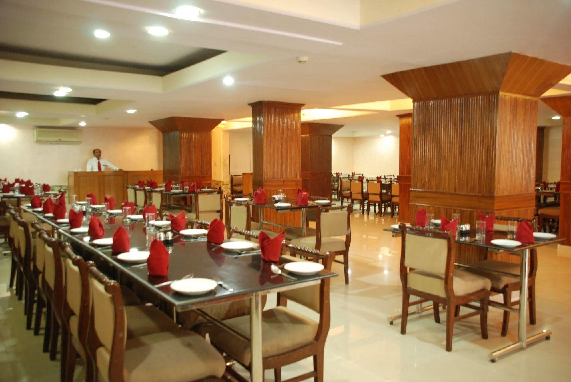 Hotel Ganga Ratan Agra  Exterior photo